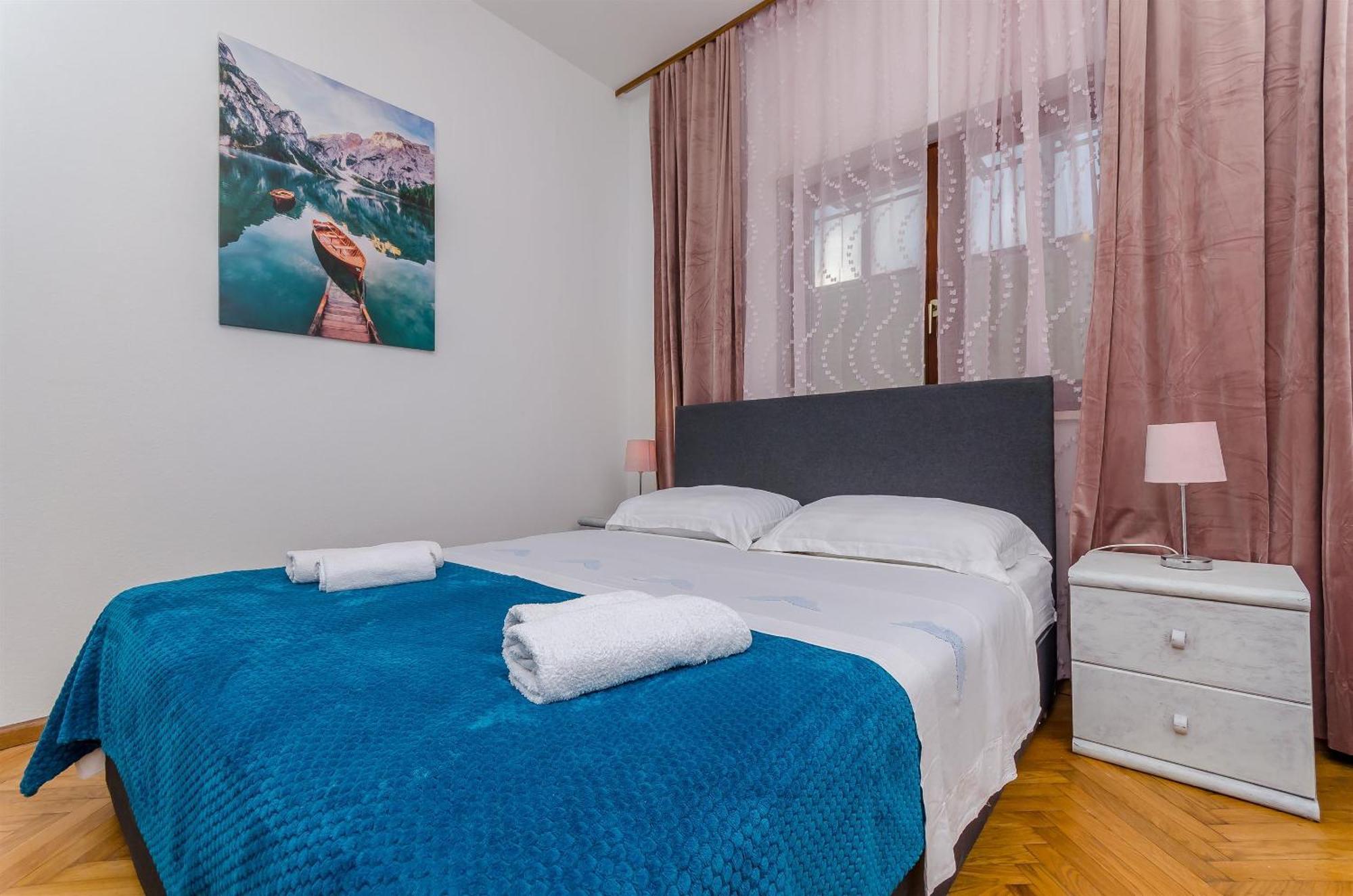 Apartments Tabak Trogir Exteriör bild