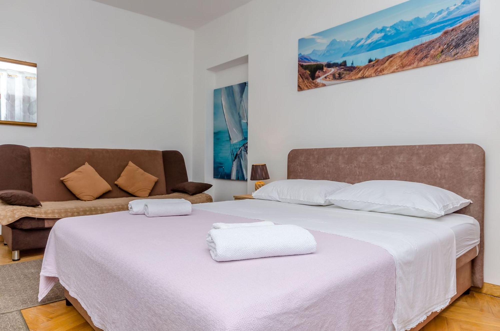 Apartments Tabak Trogir Exteriör bild